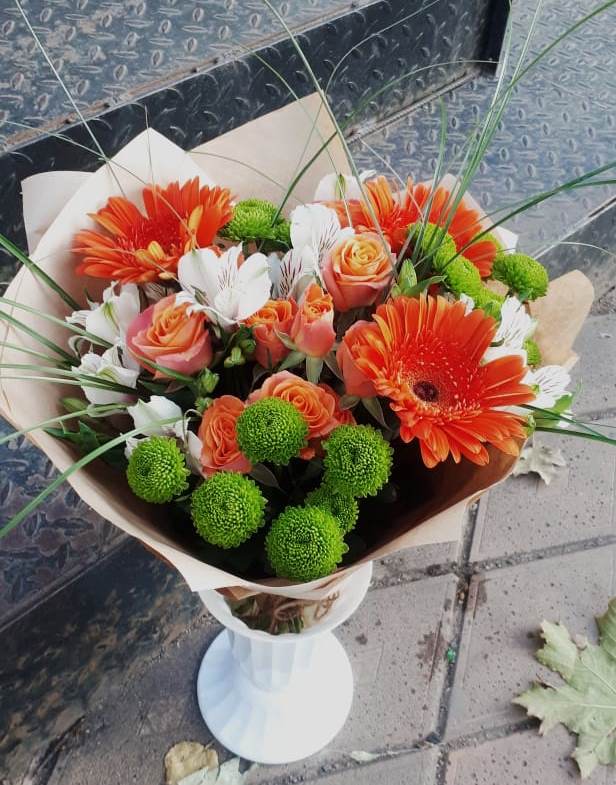 Букет цветов из: Герберы, Хризантемы, Альстромерии и Розы в Некрасово