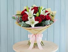 Букет цветов из:  Лилии и Розы в Некрасово