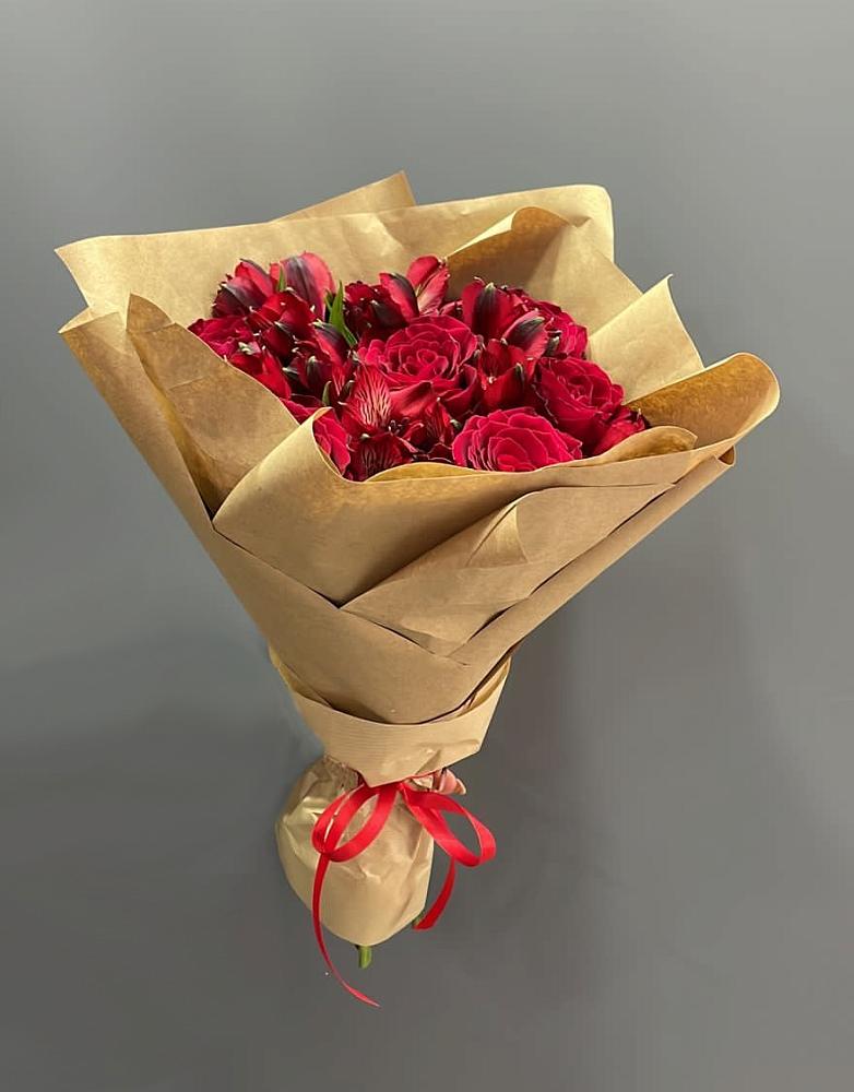 Букет цветов из: Альстромерии и Розы в Некрасово