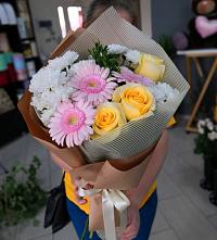 Букет цветов из:  Герберы, Розы и Хризантемы в Некрасово