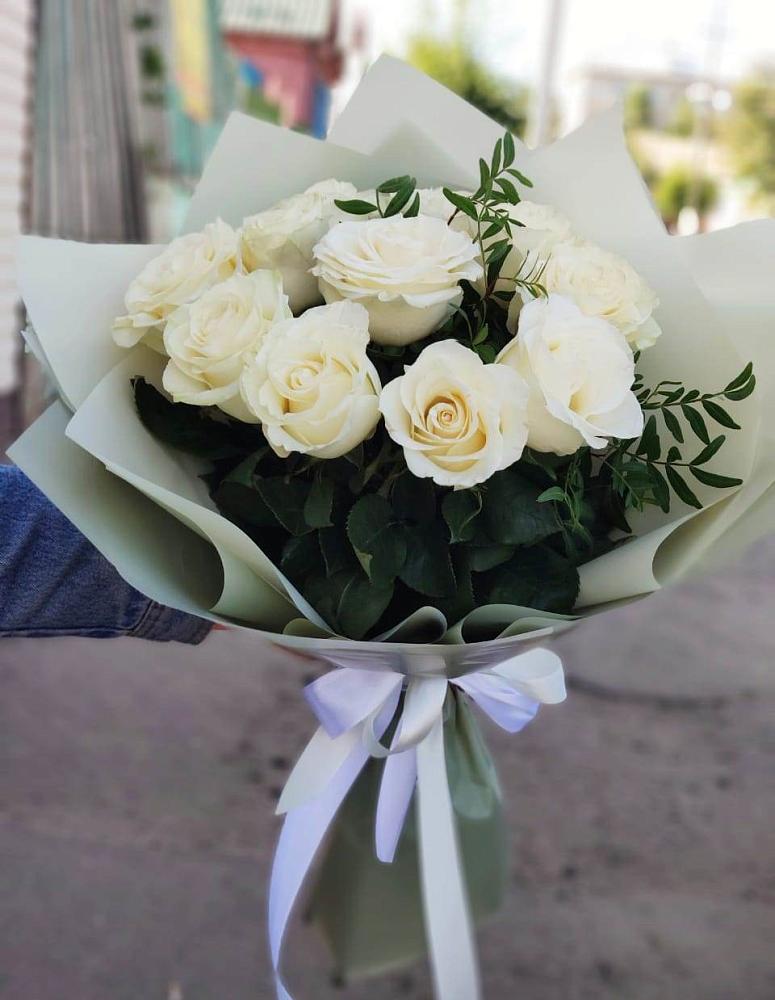 Букет Белые розы Проуд в Некрасово