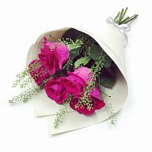 Букет цветов из:  Розы в Некрасово