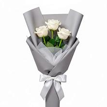 Букет 3 белые розы в Некрасово