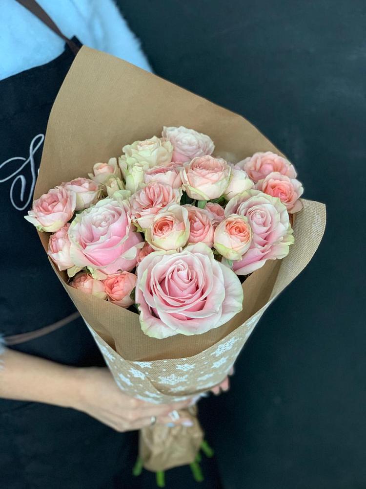 Букет цветов из: Хризантемы и Розы в Некрасово