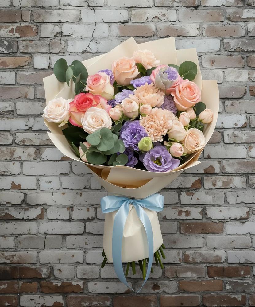 Букет цветов из: Розы, Лизиантусы и Гвоздики в Некрасово