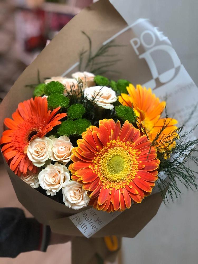 Букет цветов из: Герберы, Хризантемы и Розы в Некрасово