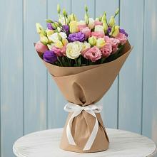 Букет цветов из:  Лизиантусы в Некрасово
