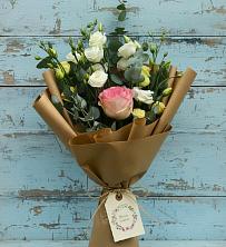 Букет цветов из:  Розы и Лизиантусы в Некрасово